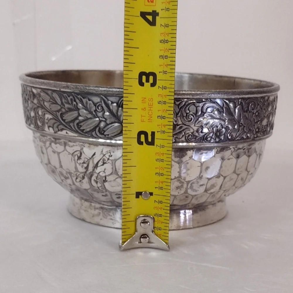 Elegant Silver plated Bowl with Intricate Design YG